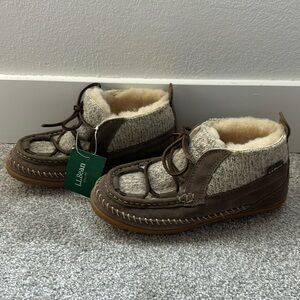 NEW WITH TAG L.L.Bean moccasin shoe